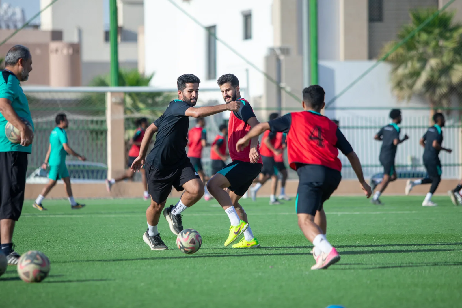 برنامج مواليد 2008 - 2010 (الشباب وفريق النخبة) (U-17 (شباب))